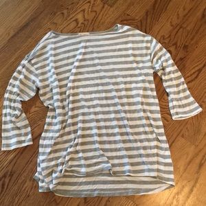 3 For $10 🎉 GAP striped Top